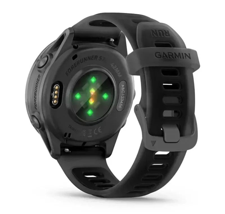 Смарт-годинник Garmin Forerunner 570 42мм Чорний (Black) 153956 фото